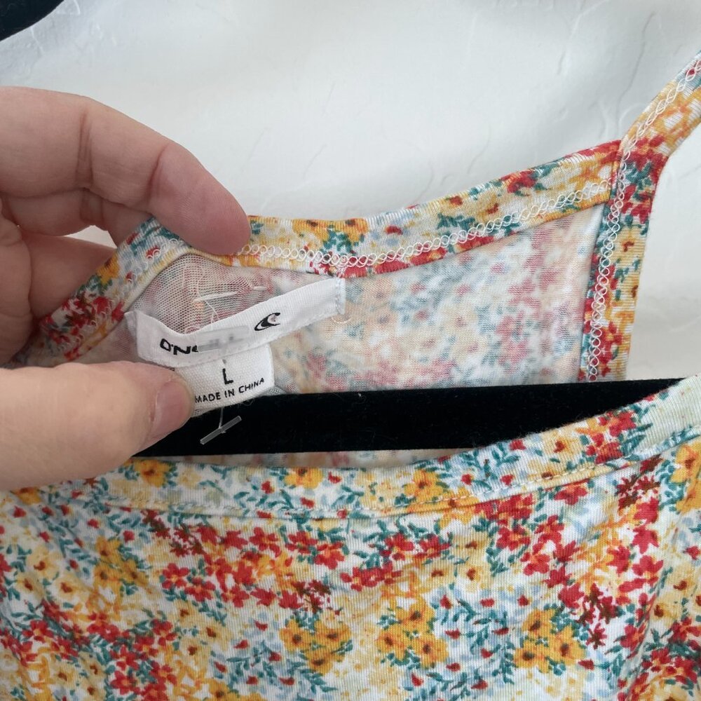 ⭐Shaun Ditsy Floral Boho Bohemian Trendy Crop Muscle Hipster Hippie Hip Tank Top - Picture 7 of 7